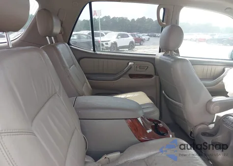 2005 Toyota Sequoia Limited V8 из США, поврежденный, VIN 5TDBT48A95S256887